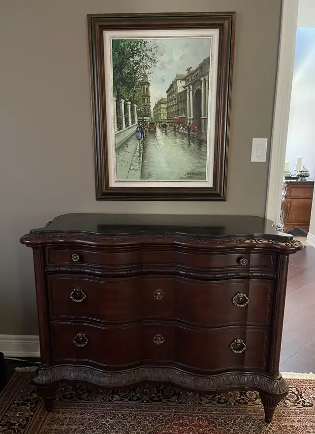 Hooker Furniture Mahogany Serpentine Chest – Designer Piece – Pr - Photo 6