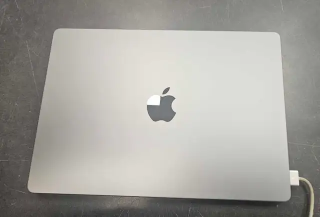 MacBook Pro M1 Pro 16GB x 500GB laptop - Photo 7