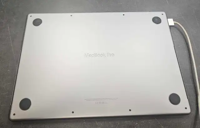 MacBook Pro M1 Pro 16GB x 500GB laptop - Photo 8