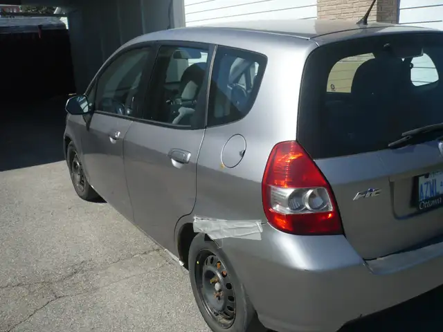 2007 Honda Fit - Photo 4