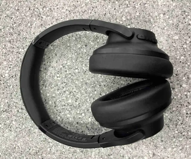 Soundcore Q20i Wireless Headphones