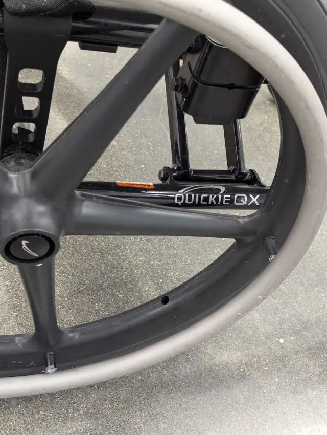 Quickie QX Wheelchair-All Accessories Add ONs Included - - Photo 3