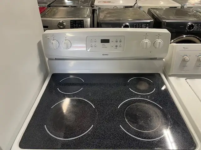 Cuisinière ,réfrigérateur ,laveuse sécheuse standards - Photo 5