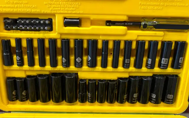 99pc Stanley Mechanics Tool Set in Black Chrome - Photo 3