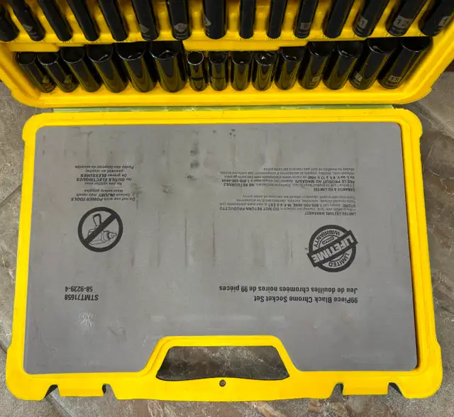 99pc Stanley Mechanics Tool Set in Black Chrome - Photo 4