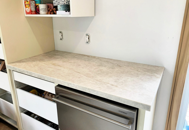 Granite Countertop Grey Veined With Island - Photo 6