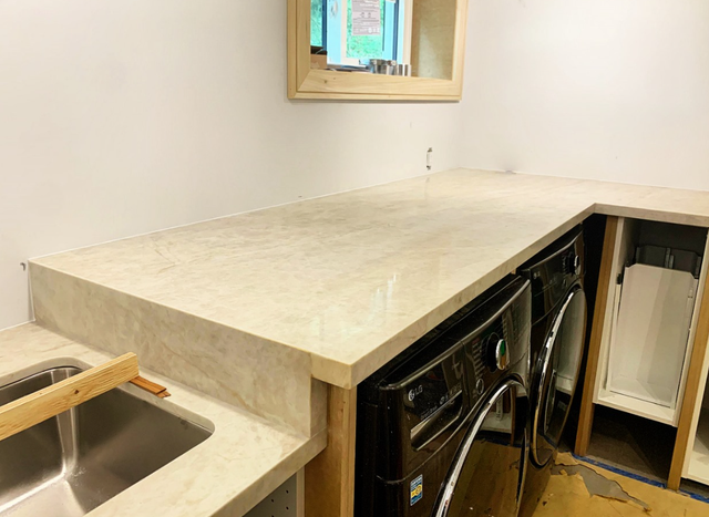 Granite Countertop Grey Veined With Island - Photo 8