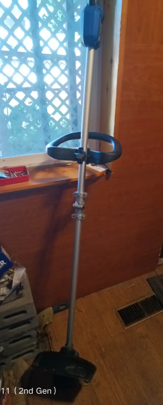 Weed wacker - Photo 3