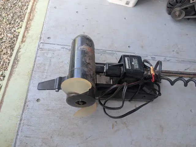 electric boat motor - Photo 3
