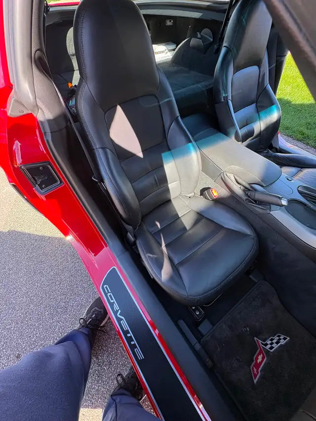 2007 C6 Corvette - Photo 9