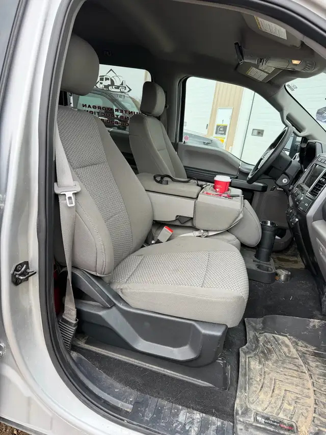 2019 Ford F-350 XLT – 79,000 KM - Photo 3