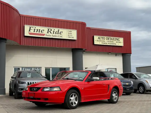 2000 Ford Mustang Convertible ONLY 99,000KMS!