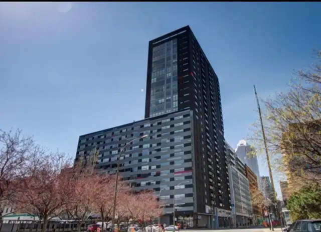 3 1/2 Condo for rent - Downtown Montreal