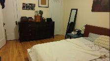 Large renovated  4 1/2 in the heart of Monkland Village for July - Photo 2