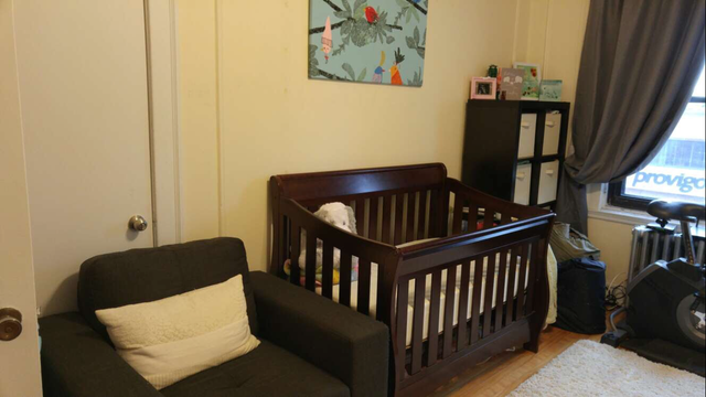 Large renovated  4 1/2 in the heart of Monkland Village for July - Photo 3