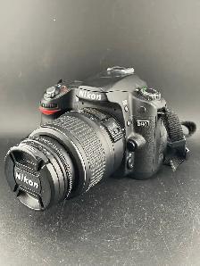 NIKON D80 DSLR CAMERA W/MANUAL,CHARGER,BATTERY