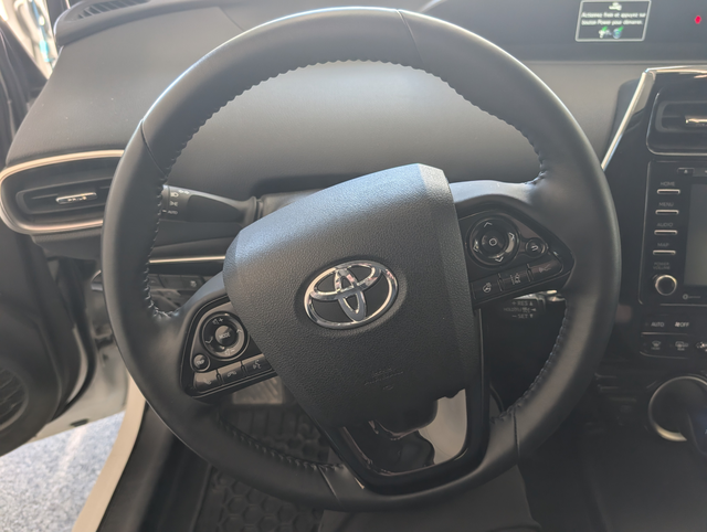 2022 Toyota Prius Prime BRANCHABLE, A/C, - Photo 14