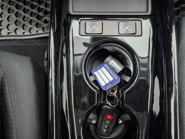 2022 Toyota Prius Prime BRANCHABLE, A/C, - Photo 15