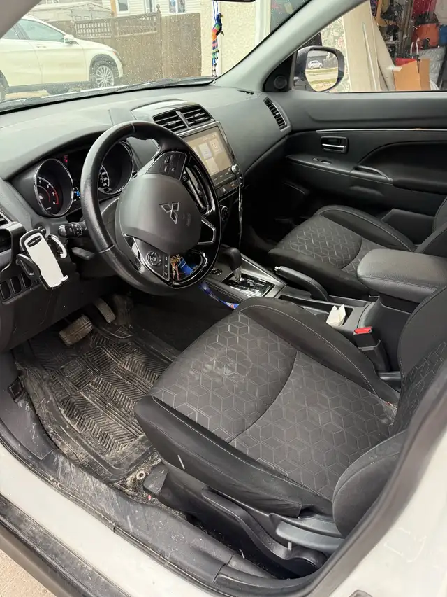 2021 Mitsubishi RVR - Photo 5