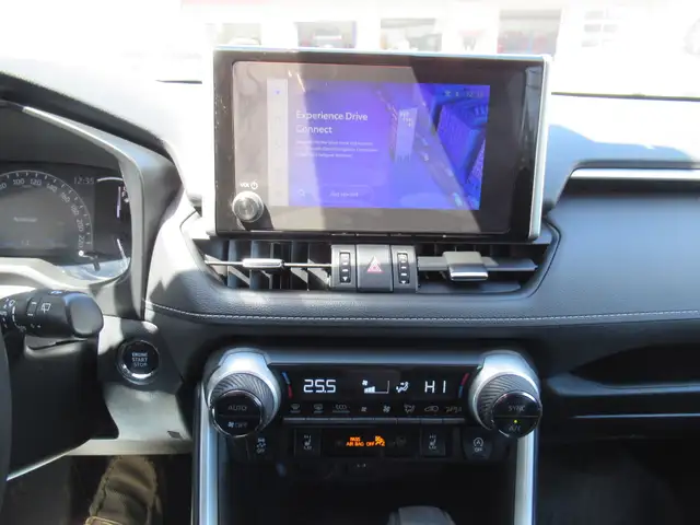 2023 Toyota RAV4 XLE w/ Upgrade Package | 19's | Leather | Memor - Photo 27