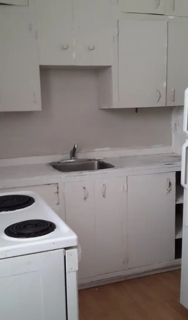 3-bedroom house in washington park ,Regina for rent - Photo 3