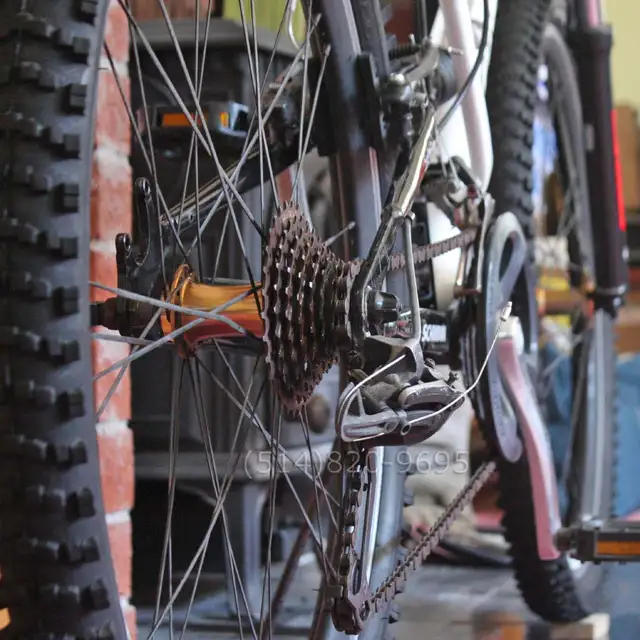 Vélo montagne Schwinn Graft Pro freins disque et fourche lockout - Photo 6