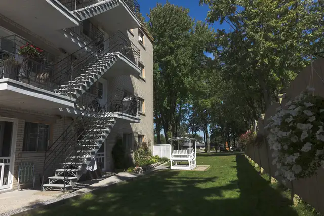 5 1/2 Ste-Foy - UNIVERSITÉ \CEGEP juillet - Photo 8