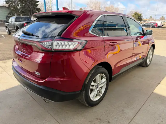 2016 Ford Edge SEL AWD - Photo 11