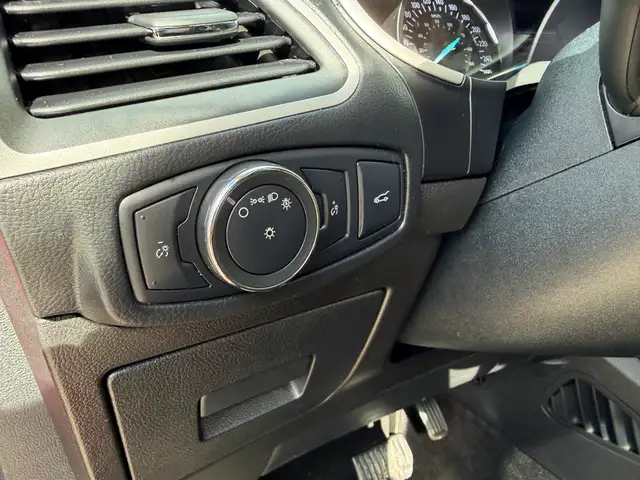 2016 Ford Edge SEL AWD - Photo 17