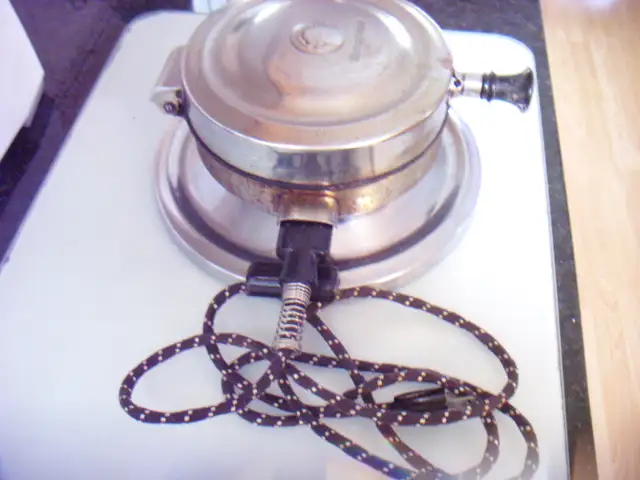vintage antique westinghouse waffle maker - Photo 5