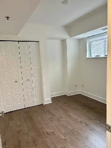 2 Bdm/2 Bth Condo, Pkg Incl, Downtown, Pool, Gym, 300 Lett, July - Photo 4