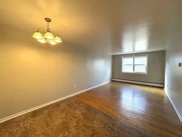 26-020 Spacious 1 bed apartment - Heat HW & Water Inc! - Photo 2