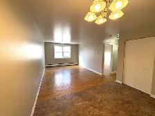 26-020 Spacious 1 bed apartment - Heat HW & Water Inc! - Photo 3