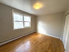 26-020 Spacious 1 bed apartment - Heat HW & Water Inc! - Photo 5