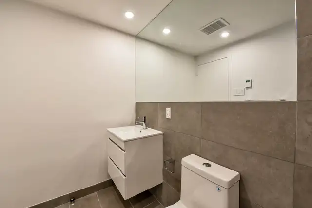 fully renovated 2 bedroom apartment in Outremont - ID 2378 - Photo 6