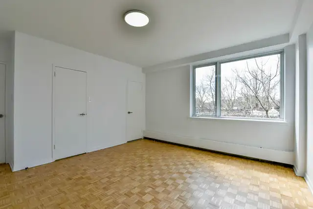 fully renovated 2 bedroom apartment in Outremont - ID 2378 - Photo 7