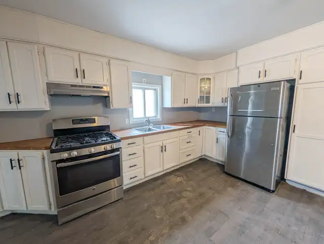 53 Vine St S, St. Catharines - 2 Bed Main Unit - Photo 6