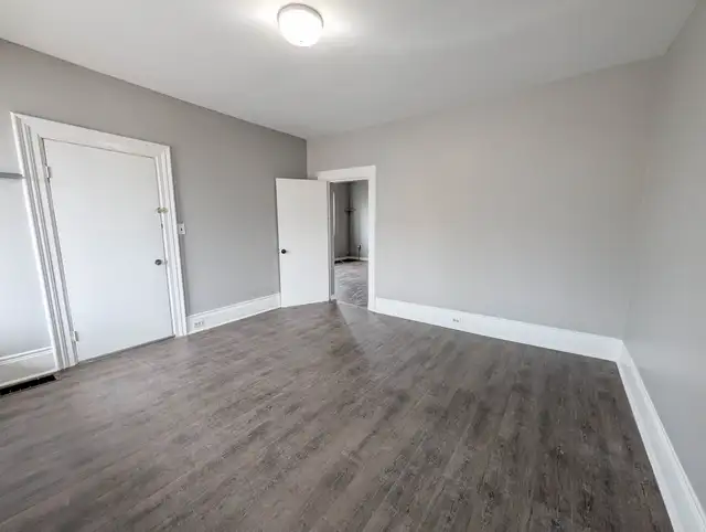 53 Vine St S, St. Catharines - 2 Bed Main Unit - Photo 10