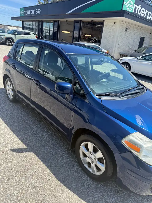 Nissan Versa 2008.  169,400km - Photo 3