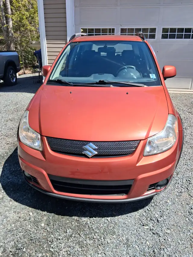 2008 Suzuki SX4 AWD Touring - Photo 2