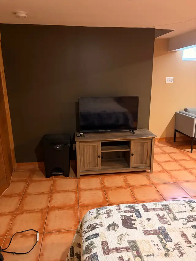 Room for rent - $600/month - Available Immediately - Photo 2