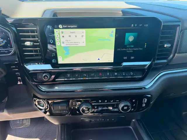 2025 Chevrolet Silverado ZR2 - Photo 7