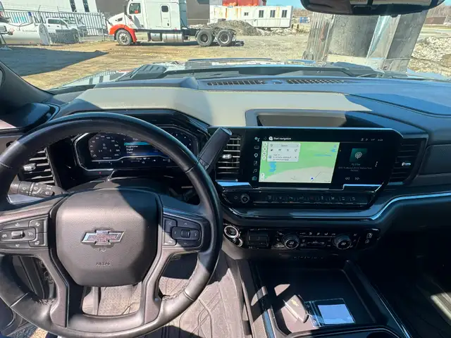 2025 Chevrolet Silverado ZR2 - Photo 12