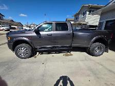 2021 RAM 3500 LARAMINE CREW CAB NIGHT EDITION 4X4