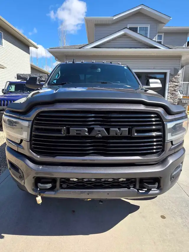 2021 RAM 3500 LARAMINE CREW CAB NIGHT EDITION 4X4 - Photo 2