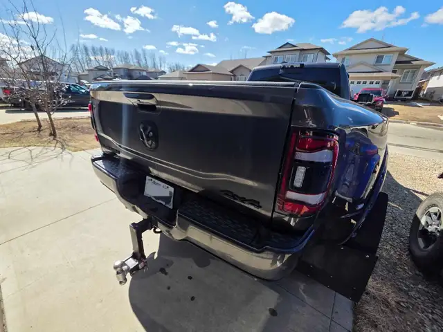 2021 RAM 3500 LARAMINE CREW CAB NIGHT EDITION 4X4 - Photo 10