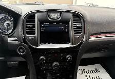 2018 Chrysler 300 300S RWD - Photo 23
