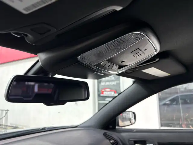 2018 Chrysler 300 300S RWD - Photo 29