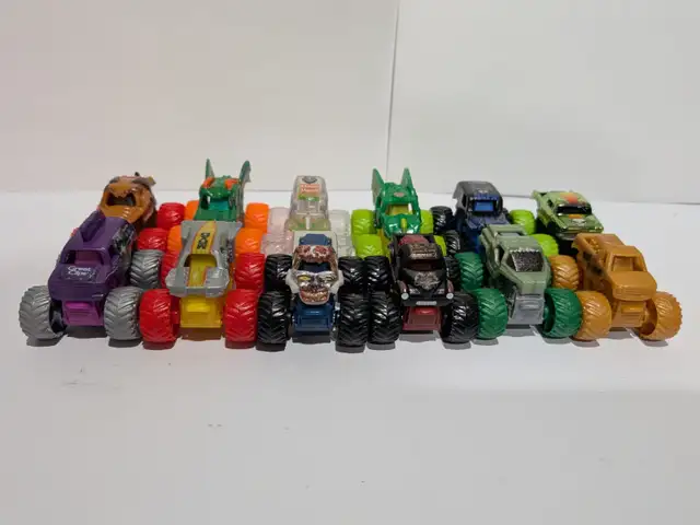 Set of 12 How Wheels Mini Monster Jam Series 15 Complete