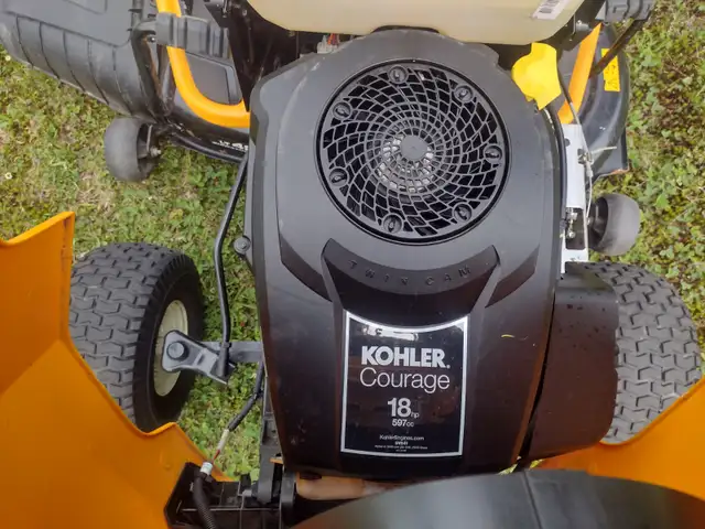 Tracteur a gazon CUB CADET XT1 18 hp 42'' de coupe 123 hrs - Photo 5